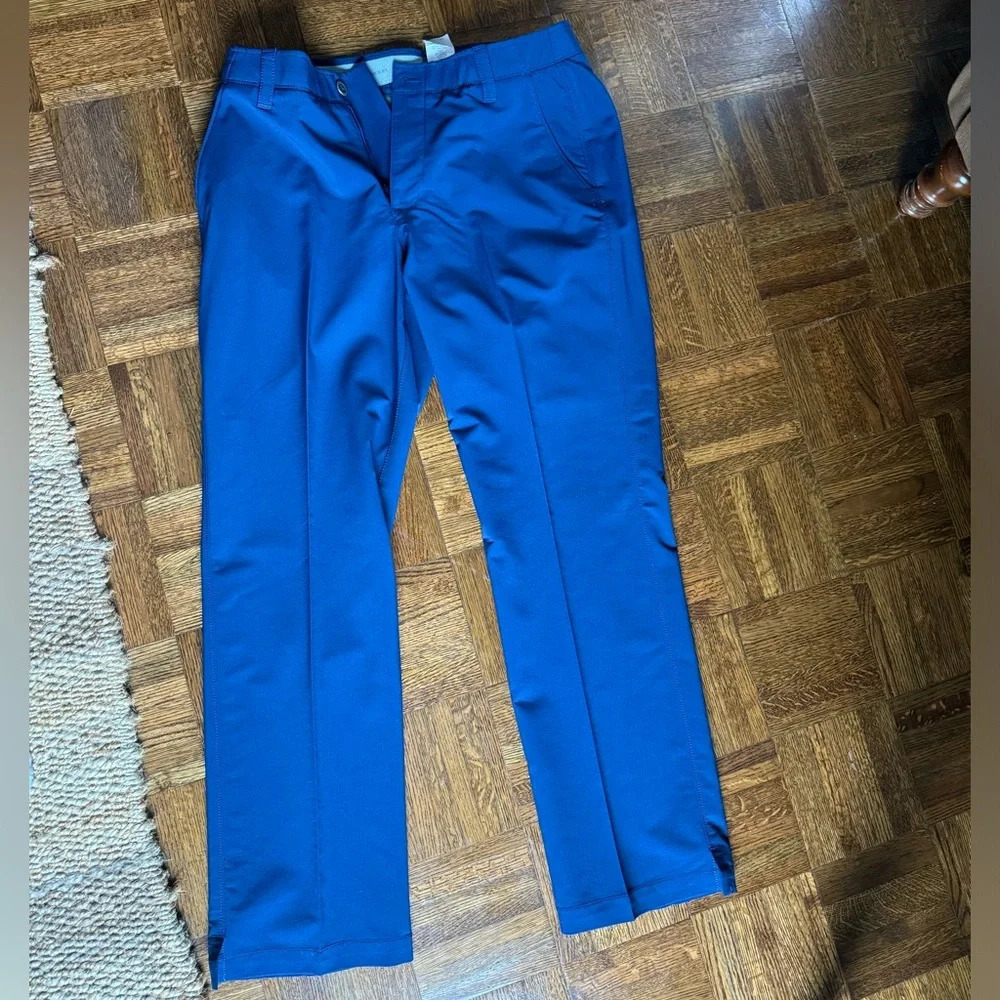 Blue under armor golf pants. Size 34/30